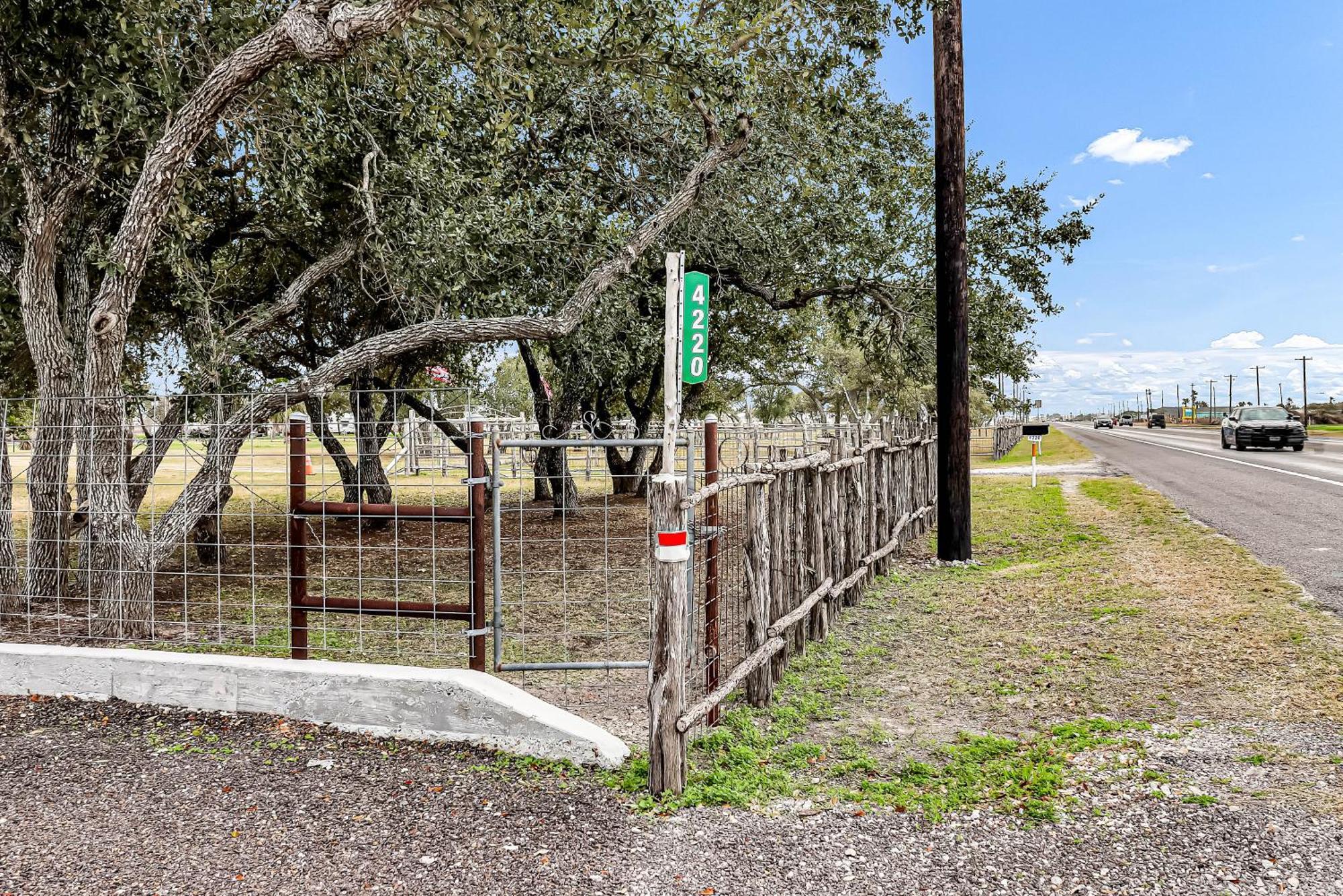 Casas Coastal Experience Cabin C Rockport Exterior photo
